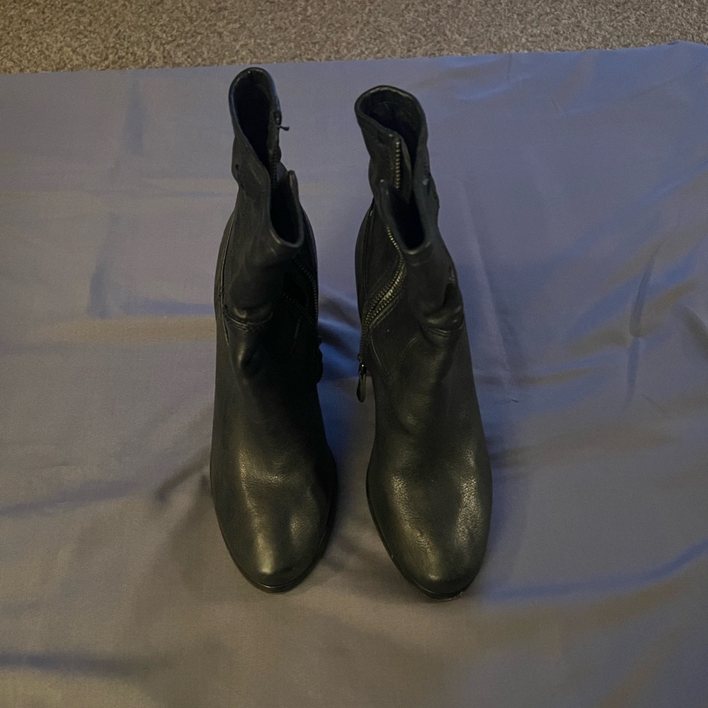 Frye Black Ankle Boots (Patty Artisan) with Zipper Closure